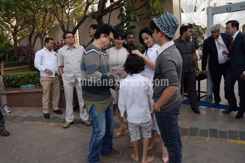 B-Town celebrates, baby shower of Salman Khan sisterm, arpita sharma khan baby shower function,SALMAN KHAN SISTER ARPITA, Salman Khan kisses ex-girlfriend Sangeeta Bijlani, Salman Khan, Anushka Sharma, Sangeeta Bijlani