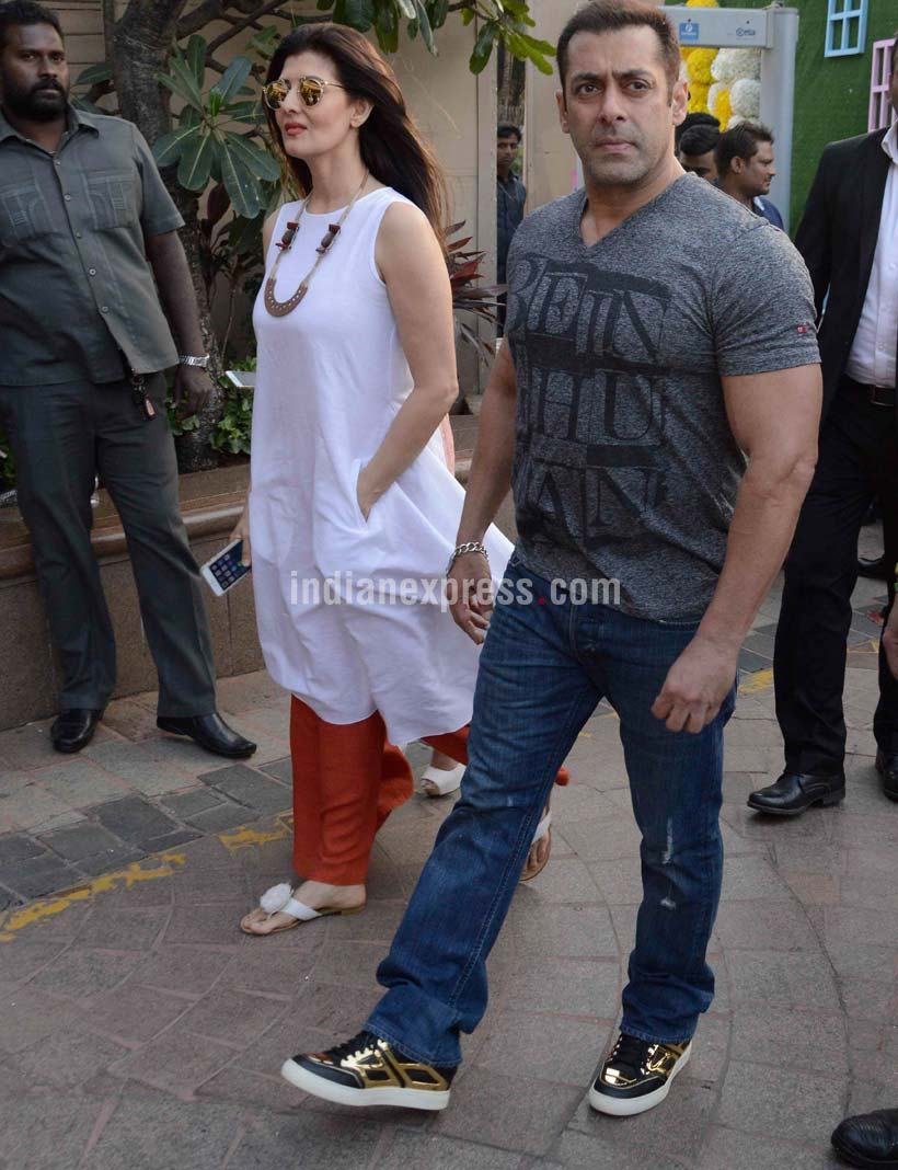 B-Town celebrates, baby shower of Salman Khan sisterm, arpita sharma khan baby shower function,SALMAN KHAN SISTER ARPITA, Salman Khan kisses ex-girlfriend Sangeeta Bijlani, Salman Khan, Anushka Sharma, Sangeeta Bijlani