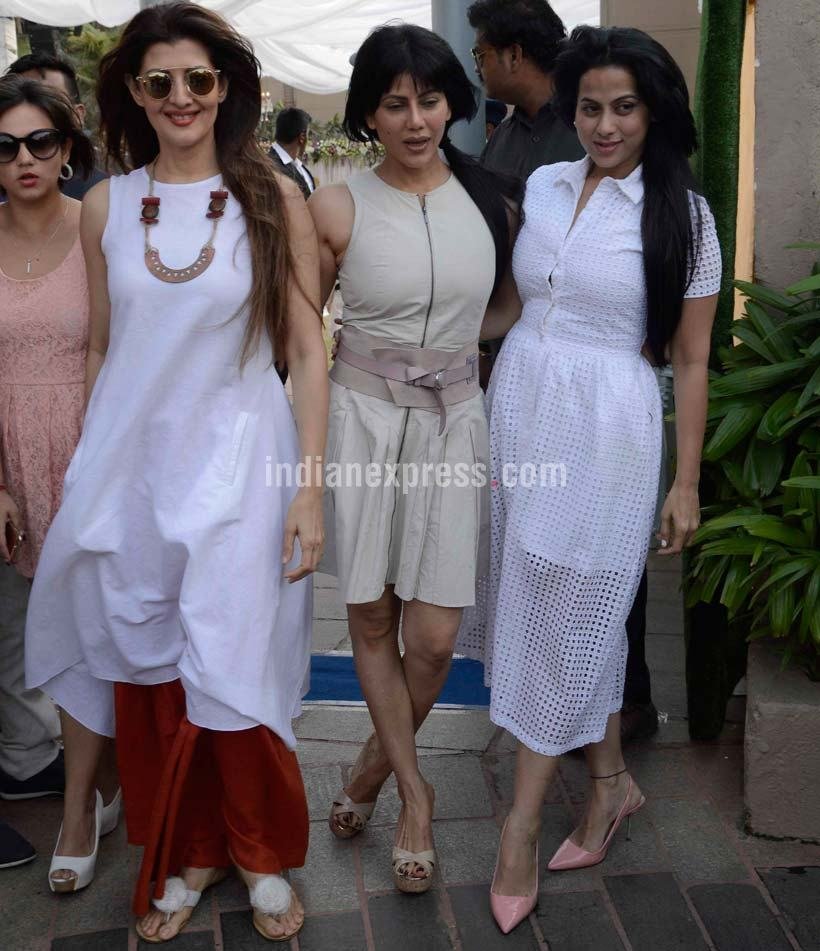 B-Town celebrates, baby shower of Salman Khan sisterm, arpita sharma khan baby shower function,SALMAN KHAN SISTER ARPITA, Salman Khan kisses ex-girlfriend Sangeeta Bijlani, Salman Khan, Anushka Sharma, Sangeeta Bijlani