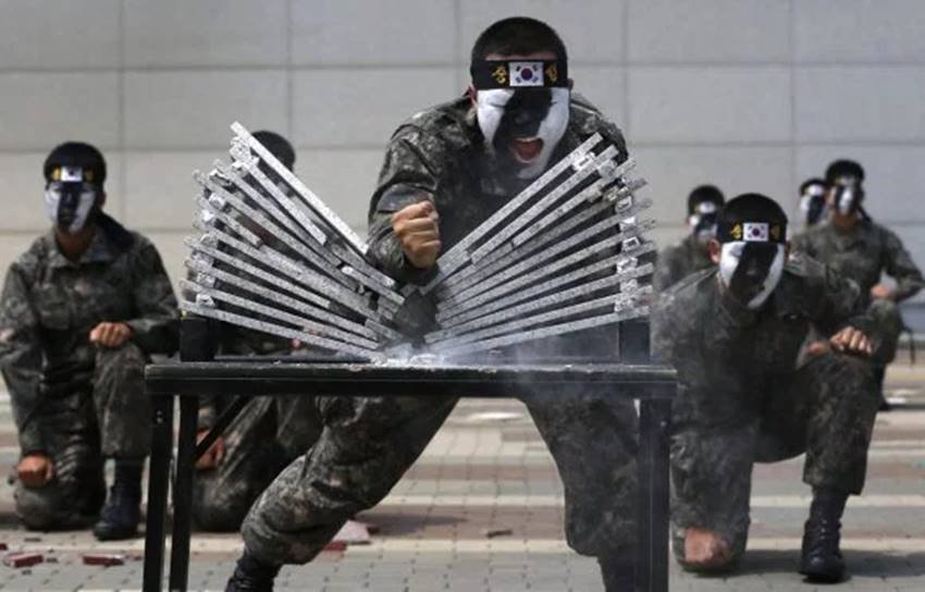 north korea, kim jong un, south korea, south korea commando, south korea north korea relation, assassinate Kim Jong un, kim jong un assassinate plan, south korea black commandoes, kim jong un killing plan, उत्‍तर कोरिया, दक्षिण कोरिया, किम जोंग उन, दक्षिण कोरिया कमांडोज, किम जोंग उन हत्‍या