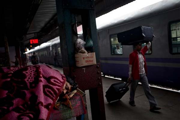 rail budget 2016, rail budget, rail fare hike, rail fare increase, rail fare increase in 2015, indian railways, irctc, indian railways news