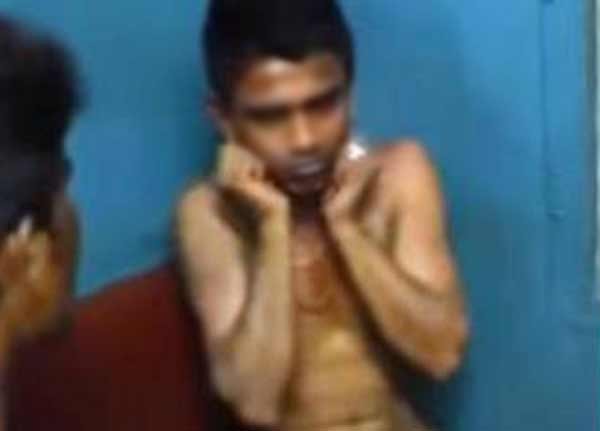 मुंबई: लोकल ट्रेन में चोरी के आरोपियों को नंगा करके पिटाई करने के मामले में दो गिरफ्तार