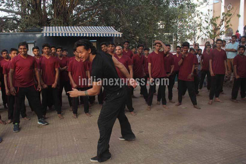 Baaghi Tiger Shroff, Shraddha Kapoor dance moves, बागी, टाइगर श्राफ, श्रद्धा कपूर