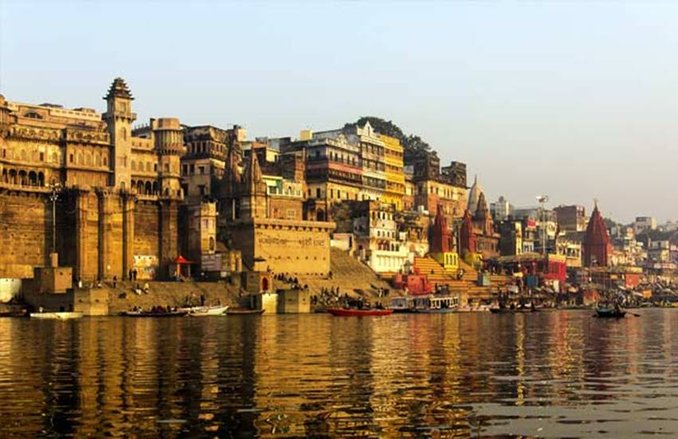 पीएम नरेंद्र मोदी के संसदीय क्षेत्र बनारस में खाता भी नहीं खोल पाई भाजपा