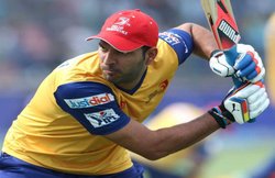 IPL: 351 क्रिकेटरों की होगी नीलामी, करोड़ों के बेसप्राइज वाले युवराज पर होंगी सबकी नजरें