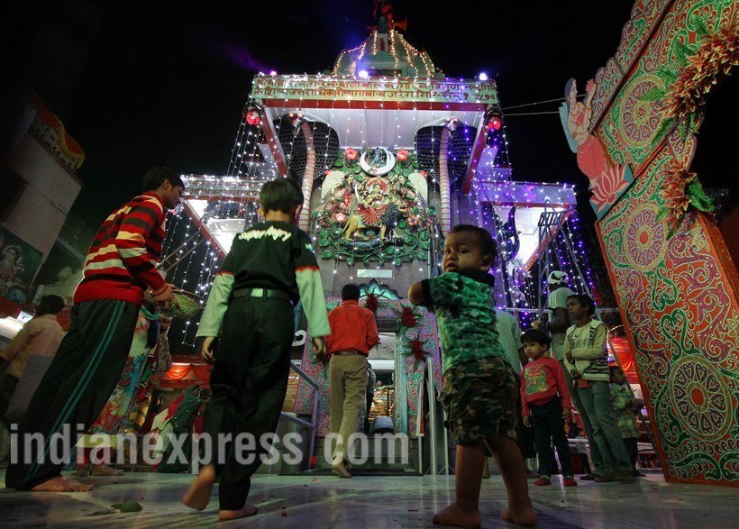 shivratri, mahashivratri, shiv parvati, shivratri in india, shivratri in mumbai, shivratri in allahabad, shivratri in delhi, shivratri in lucknow,