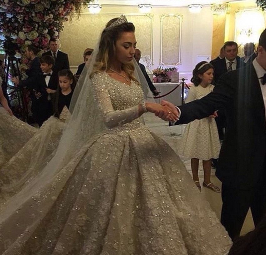 wedding of the century, multi million pound wedding, Enrique Iglesias, Kazakh billionaire, Said Gutseriev, Khadija Uzhakhovs, Moscow university, Mikhael Gutseriev, Moscow restaurant, Jennifer Lopez, Enrique Iglesias, sting, Safisa