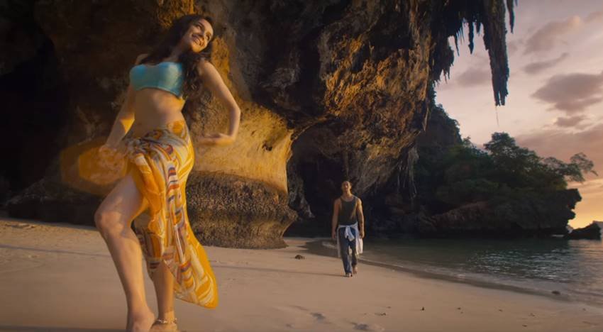 shraddha kapoor, shraddha kapoor bikini, baaghi trailer, baaghi, tiger shroff, baaghi movie trailer, shraddha bikini, shraddha kapoor baaghi, shraddha kapoor tiger shroff, shraddha kapoor in bikini, shraddha kapoor bikini pic, shraddha kapoor bikini photo, entertainment news, श्रद्धा कपूर, बागी मूवी, baaghi release, baaghi review, baaghi casts