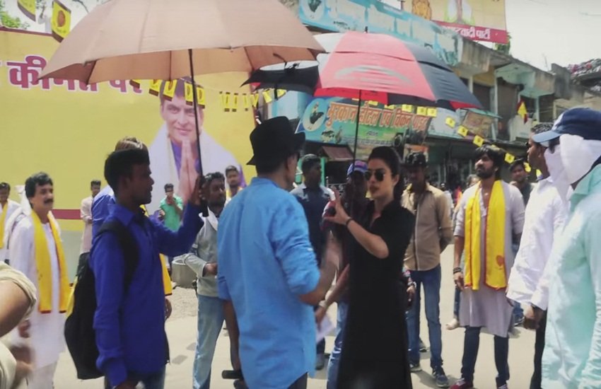 film Jai Gangaajal, Jai Gangaajal,Jai Gangaajal release,Priyanka Chopra, prakash jha, Priyanka Chopra Jai Gangaajal, Movie Review, story of Jai Gangaajal,jai gangaajal making,Jai Gangaajal vs Zubaan, Jai Gangaajal Zubaan clash, Entertainment news, Entertainment hindi news, Jai Gangaajalreview,JaiGangaajal shooting, Jai Gangaajal casts, जय गंगाजल, प्रकाश झा, जय गंगाजल रिलीज, आईपीएस अधिकारी आभा माथुर, प्रियंका चोपड़ा
