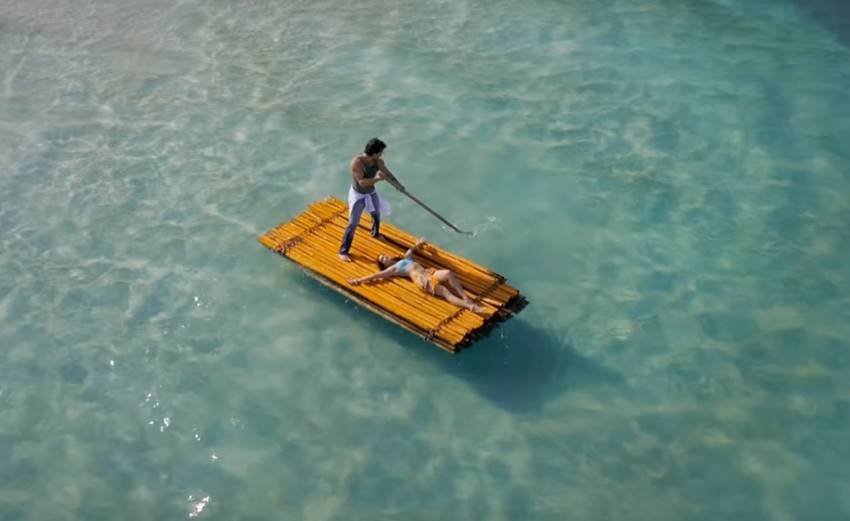shraddha kapoor, shraddha kapoor bikini, baaghi trailer, baaghi, tiger shroff, baaghi movie trailer, shraddha bikini, shraddha kapoor baaghi, shraddha kapoor tiger shroff, shraddha kapoor in bikini, shraddha kapoor bikini pic, shraddha kapoor bikini photo, entertainment news, श्रद्धा कपूर, बागी मूवी, baaghi release, baaghi review, baaghi casts