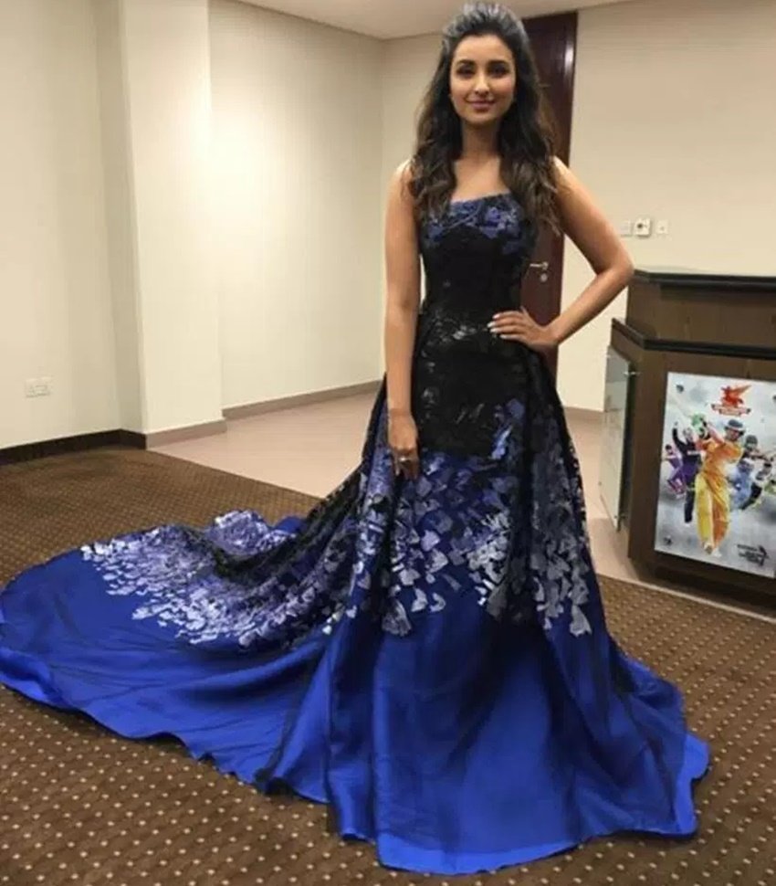 toifa, toifa photos, toifa salman, toifa 2016, shah rukh khan, salman khan, srk salman, gautam gulati, ranveer singh, kareena kapoor khan, genelia deshmukh, karisma kapoor, parineeti chopra, ritesh deshmukh, anushka sharma, entertainment photos, entertainment news, सलमान खान, शाहरुख खान, रणवीर सिंह, परिणीति चोपड़ा, गौतम गुलाटी, जेलेनिया डिसूजा, करीना कपूर, करिश्मा कपूर, श्यामक डावर, मोनिषा जयसिंह