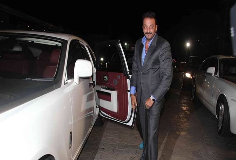 Sanjay Dutt Upcoming Movies, Sanjay Dutt jail, Sanjay Dutt movies, Sanjay Dutt bollywood career, sanjay dutt walk out of jail, Sanjay Dutt’s future, Bejan Daruwalla, Sanjay Dutt life, Sanjay Dutt wife, munna bhai-3, rajkumar hirani, arshad warsi, year 2017 and sanjay dutt, sanjay dutt news, sanjay dutt hindi news, entertainment news, entertainment hindi news, संजय दत्त, मनोरंजन न्यूज, मनोरंजन हिंदी न्यूज, संजय दत्त मूवी