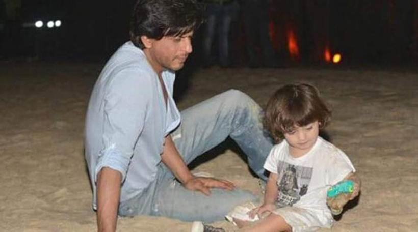 shah rukh khan, shah rukh khan father in law, shah rukh khan family pics, gauri khan, fauri khan father, gauri khans father dies, gauti khan's father pics, srk with father in law pics, srk pics family, Colonel Ramesh Chander Chhibber, Colonel Ramesh Chander Chhibber pics, Colonel Ramesh Chander Chhibber srk pics, entertainment