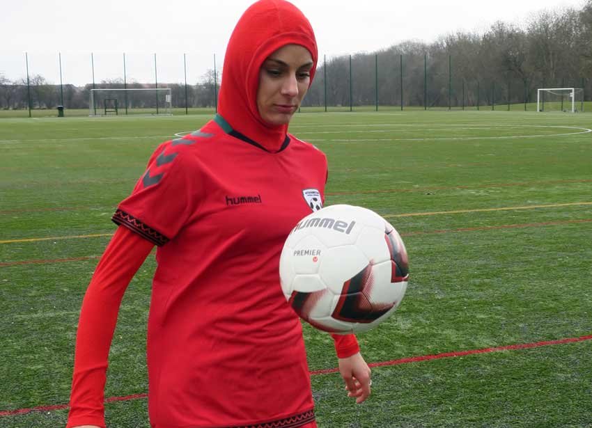 Afghani women's team gets jersey, integrated hijab, International Women's Day, New kits, Sport, Soccer, Afghanistan, soccer, hijab, hummel, Afghan Football Federation