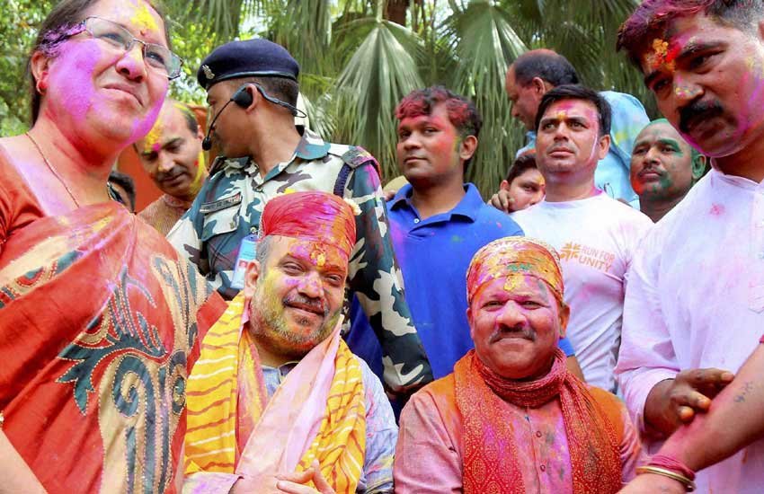 Holi Celebration, Congress Holi Celebration, BJP Holi Celebration, Lalu Yadav Holi, Nitish Kumar holi, Lalu Nitish Holi, Nitish lalu Holi, Rahul Gandhi Holi Celebration, Holi Celebration Sonia Gandhi, Holi Celebration Amit Shah, Rahul Gandhi Holi, Sonia Gandhi Holi, Amit Shah Holi, Holi in Delhi