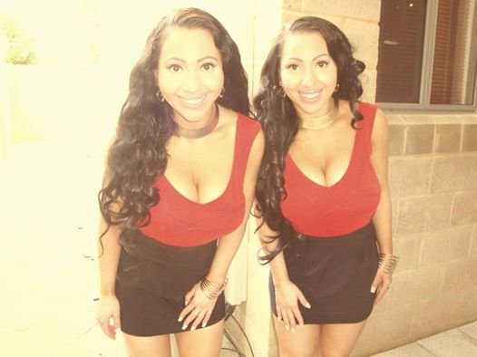 Anna and Lucy DeCinque,Anna and Lucy DeCinque Photos, Insight SBS, Twins, twins share boyfriend, Ben Byrne, pregnancy, Perth, identical twins, share boyfriend, vowed pregnant, twins share everything, ben byrn