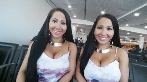 Anna and Lucy DeCinque,Anna and Lucy DeCinque Photos, Insight SBS, Twins, twins share boyfriend, Ben Byrne, pregnancy, Perth, identical twins, share boyfriend, vowed pregnant, twins share everything, ben byrn