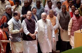 PM narendra modi, BJP MPs meeting, BJP parliamentarian, amit shah, UP assembly election, BJP, parliament session, lok sabha, PM modi BJP meet, पीएम नरेन्‍द्र मोदी, भाजपा सांसदों की बैठक, संसद