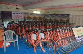 Congress, saffron cycles, Backward girls, Gujarat govt, Anandiben Patel, BJP, Gujarat