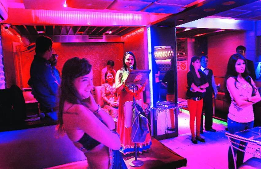 Supreme Court, dance bars, Mumbai dance bars, dance bars in Mumbai, Maharashtra Govt, Delhi