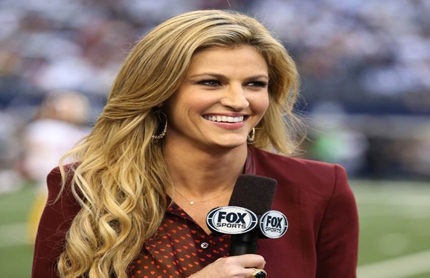 60 Sexiest Female Sports Reporters, Erin Andrews, Erin Andrews nude video, Sports broadcaster nude video case, Michael David Barrett, International news, latest international news, international news in Hindi, World News in Hindi, World News, Hindi World News