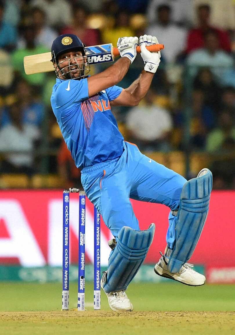 MS Dhoni, MS Dhoni Income, MS Dhoni Worth, Virat Kohli, Virat Kohli Income, Virat Kohli Worth, Shikhar Dhawan, Shikhar Dhawan Income, Shikhar Dhawan Worth, Rohit Sharma, Rohit Sharma Income, Rohit Sharma Worth, Suresh Raina, Suresh Raina Income, Suresh Raina Worth, BCCI, Team India