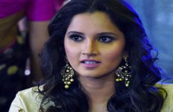 सानिया मिर्जा पर लगा 20 लाख की टैक्स चोरी का आरोप, समन जारी