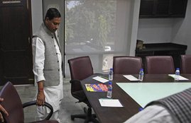 Ram Shankar Katheria, inflammatory speech, inflammatory speech by Katheria, katheria speech, union minister speech, union minister inflammatory speech, katheria speech on community, inflammatory speech by katheria on community, VHP leader, BJP, BJP news, india news, latest news