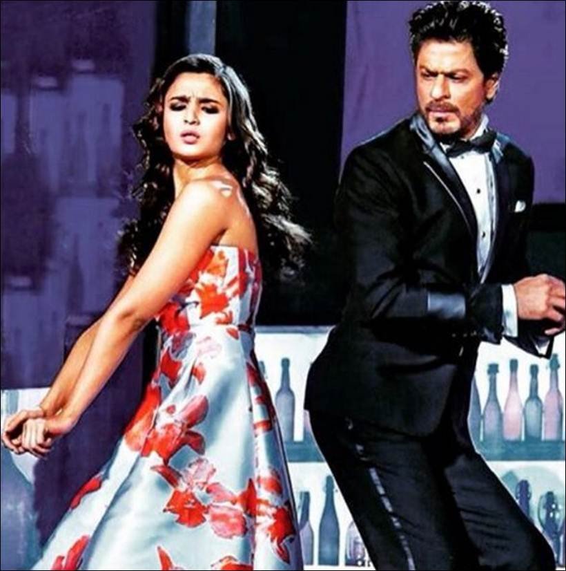 "Alia Bhatt, Alia Bhatt birthday, Alia Bhatt age, alia mahesh bhatt, alia Soni Razdan, alia sisters, Alia Bhatt film, Alia Bhatt falimy, Alia Bhatt photos, Alia Bhatt childhood photos, Alia Bhatt news, Alia mother, Alia father, entertainment photos