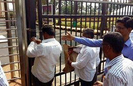 Subrata Roy, Aamby Valley, Lonavala, Aamby Valley sealed, sahara group, sahara aamby valley, aamby valley resort, सहारा ग्रुप, सुब्रत रॉय, एंबी वैली रिसॉर्ट, एंबी वैली सील