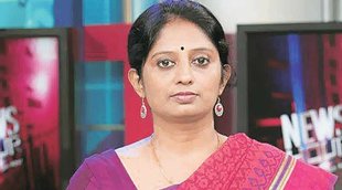 Sooryakumar threat calls, TV news anchor threat calls, TV anchor, kerala bjp, malayalam anchor, Smriti Irani speech, Indian express, Sindhu Sooryakumar, mahishasura and durga story, महिषासुर जयंती, मलयालम टीवी एंकर, सिंधू सूर्यकुमार, दुर्गा, केरल बीजेपी