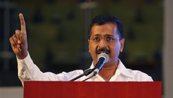 कांशीराम के ननिहाल पहुंचे केजरीवाल, बोले- उनका सपना पूरा करने आया हूं, आप सांसद ने की ‘भारत रत्‍न’ देने की मांग 