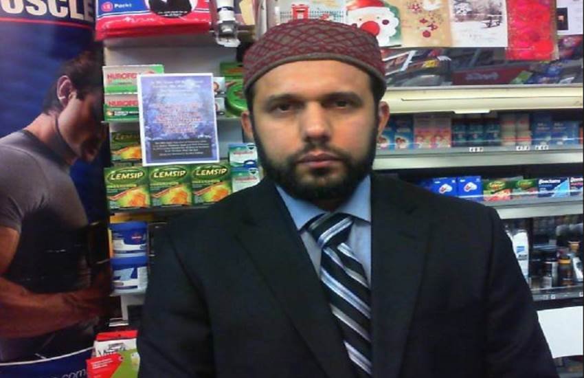 Muslim, hopkeeper, stabbed, death, hours, posted, happy Easter, message