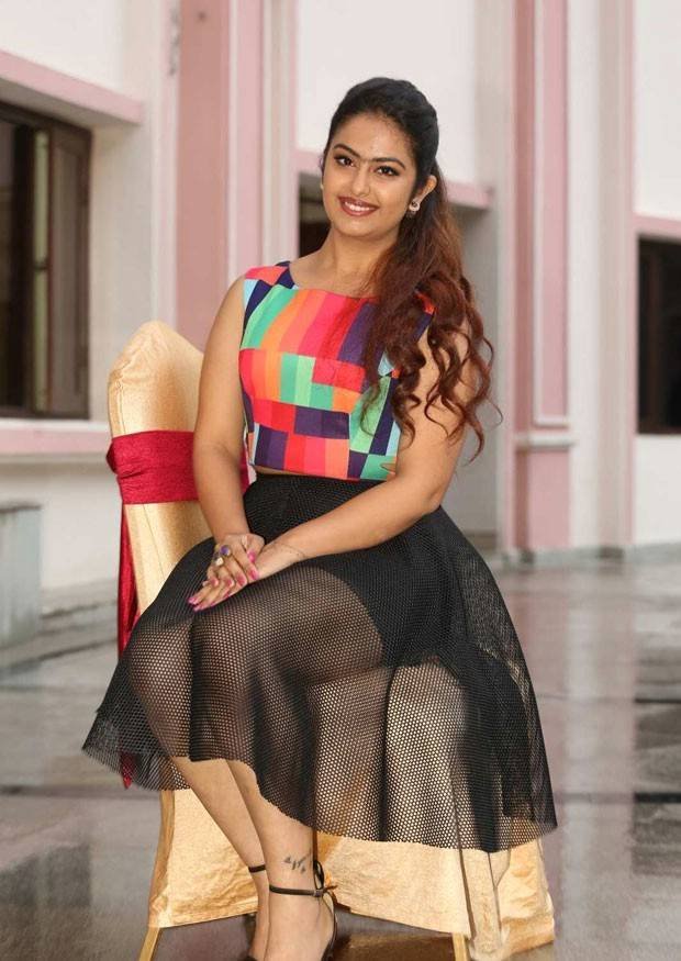 OMG: कहां गए बालिका वधु की आनंदी के लंबे बाल, देखिए अविका के New Look की Photos