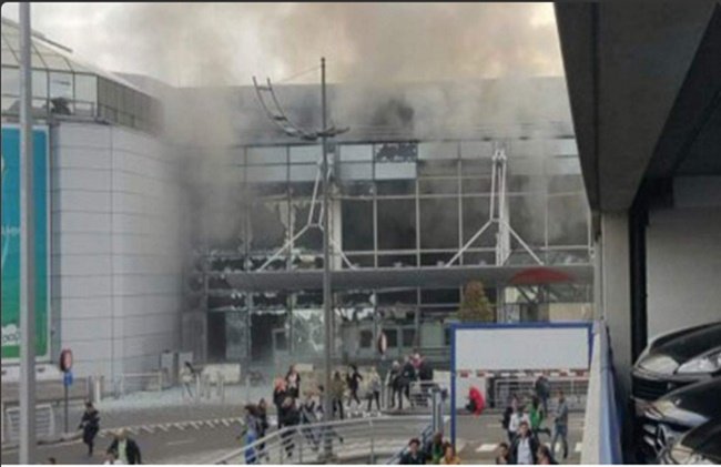 Brussels airport , Two explosions hit Brussels airport, several casualties reported,news, India news,International News,International News in India ,Brussels, update, latest news
