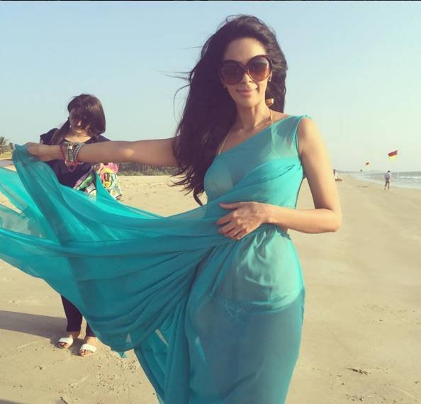 Mallika Sherawat, Mallika Sherawat love, Mallika Sherawat Cyrille Auxenfans, Mallika Sherawat Dating French Businessman, Cyrille Auxenfans, Mallika Sherawat Boyfriend, Mallika Sherawat French Boyfriend, Mallika Sherawat Dating Cyrille Auxenfans, Mallika Sherawat French Boyfriend, Entertainment news, Mallika Sherawat Love, Mallika Sherawat dating, Latest news, mallika photos, मल्लिका शेरावत, मल्लिका शेरावत ब्वॉयफ्रेंड, मल्लिका शेरावत मूवी