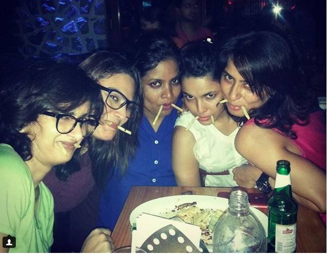 Vidya , Malvade, Shilpa, Shukla, Shubhi, Mehta, Chitrashi, Rawat, Wedding, Chak, De , India, Tanya , Abrol, Arya, Menon, reunion chak de girls, विद्या, शिल्पा शुक्ला, चक दे, चक दे गर्ल्स रियुनियन