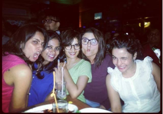 Vidya , Malvade, Shilpa, Shukla, Shubhi, Mehta, Chitrashi, Rawat, Wedding, Chak, De , India, Tanya , Abrol, Arya, Menon, reunion chak de girls, विद्या, शिल्पा शुक्ला, चक दे, चक दे गर्ल्स रियुनियन