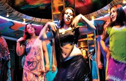 डांस बार के लिए 4 को मिला लाइसेंस