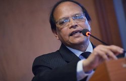 बांग्लादेश का विदेशी मुद्रा भंडार हैक, उड़ाए 10 करोड़ डॉलर, गवर्नर ने दिया इस्तीफा