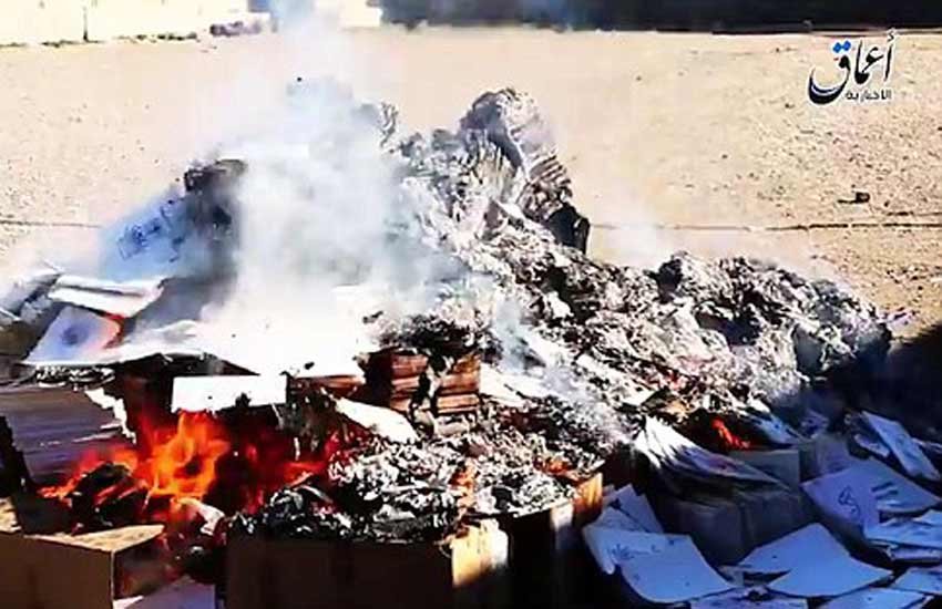 ISIS, ISIS burns Christian books, islamic state in Mosul, isis news, isis new photos, isis militants