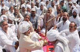 Jat quota,Jat reservation,Haryana,Rohtak,OBC,Jat agitation,Jat protests, Haryana Assembly, Jat quota bill, Anil Vij, Quota row, manohar lal khattar, हरियाणा, जाट आरक्षण,जाट आंदोलन, मनोहर लाल खट्टर, हरियाणा विधानसभा