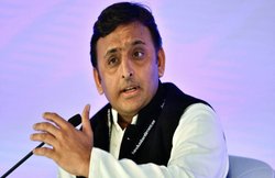 आर्मी पर रेप का आरोप लगाने वाले कन्हैया के खिलाफ CM अखिलेश का बयान