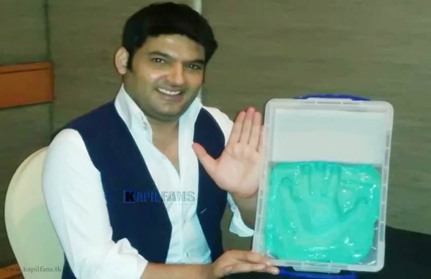 comedy nights with kapil, Kapil Sharma, Madame Tussads, pm narendra modi, wax statue, kapil photos, kapil sharma pics, Narendra modi, Narendra Modi Madame Tussauds, Modi Madame Tussauds, Modi Wax statue, modi enter Madame Tussauds, Madame Tussauds, Modi wax statue Madame Tussauds, Narendra modi wax Statue, Pm Modi, Pm modi wax Statue, pm modi Madame Tussauds, pm modi enter Madame Tussauds, pm modi statue, modi pics, modi photos