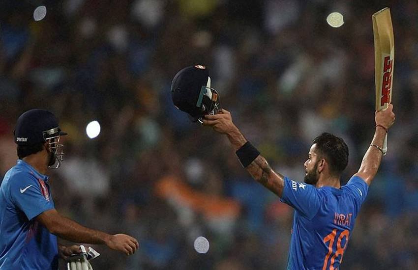 Virat Kohli bat, MS Dhoni, kohli dhoni bat, MRF, spartan bat, dhoni earning, kohli earning, MS dhoni endorsements, virat kohli endorsement Chris Gayle, AB de Villiers, bat sticker price, suresh raina bat, ajinkya rahane bat, rohit sharma bat, yuvraj singh, shikhar dhawan, विराट कोहली, एमएस धोनी, धोनी की कमाई, कोहली की कमाई, कोहली विज्ञापन, कोहली बल्‍ला