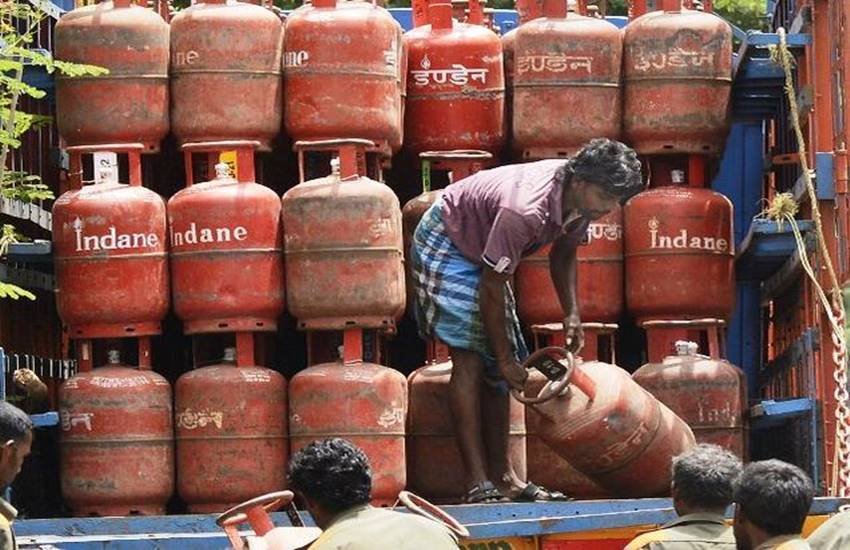 LPG subsidy bill , Oil Minister, Dharmendra Pradhan ,economy, business and finance