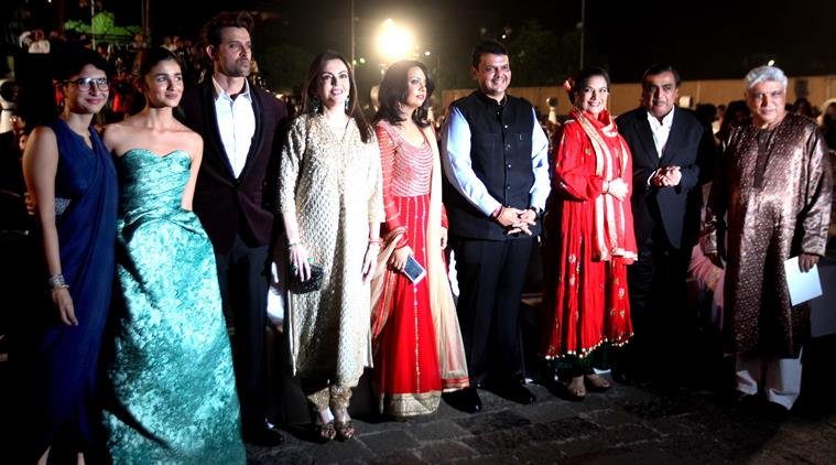 Amruta Fadnavis,jai Gangaajal, Jai Gangaajal Trailer, Prakash Jha, Priyanka Chopra, Devendra Fadnavis Wife, Devendra Fadnavis Wife Amruta, Entertainment news, maharashtra politics, mumbai news, bollywood news