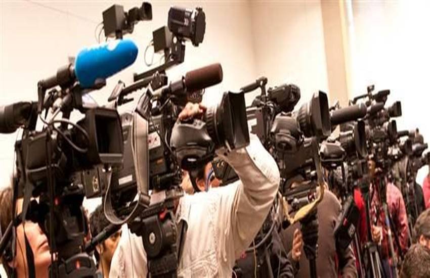 media, trust, newspaper, electronic media, jansatta chaupal