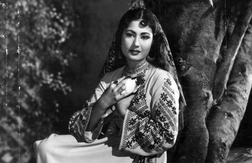 meena kumari, tragedy queen meena kumari, meena kumari life, meena kumari photos, meena kumar biography, meena kumari interesting facts, meena kumari life, kamal amrohi, entertainment news