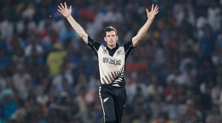 Cricket - New Zealand v India - World Twenty20 cricket tournament - Nagpur, India, 15/03/2016. New Zealand's Mitchell Santner celebrates taking the wicket of India's Hardik Pandya. REUTERS/Danish Siddiqui